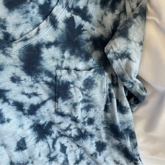 Torrid Blue Tie Dye Tee - Picture 4 of 4